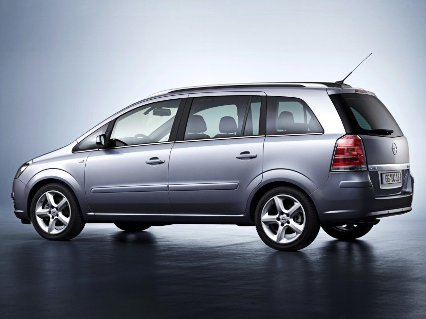 Опель Зафира минивэн 2008