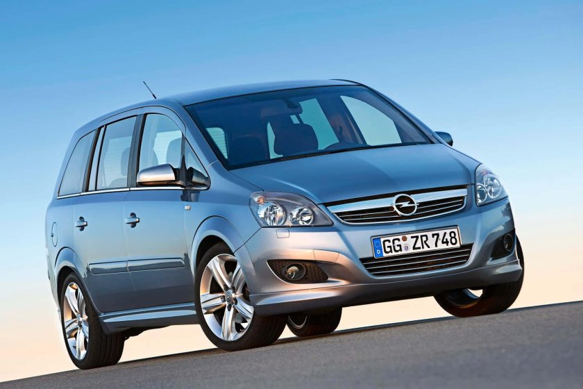 Опель Зафира 1