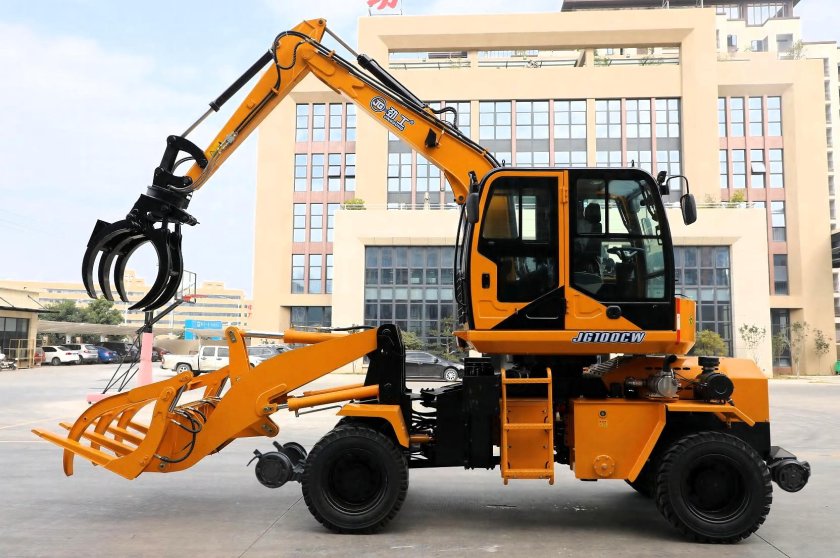 Китайский колесный экскаватор