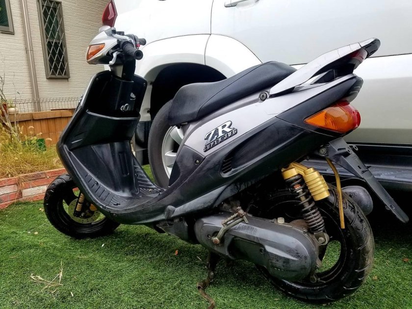 Yamaha super jog ZR