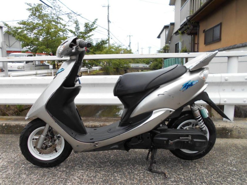 Yamaha jog sa 16 ZR Evolution