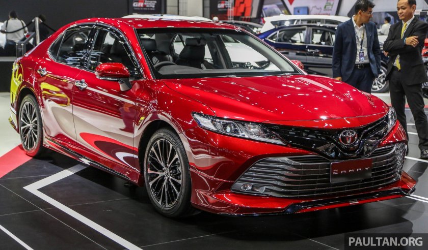 Toyota Camry TRD 2019