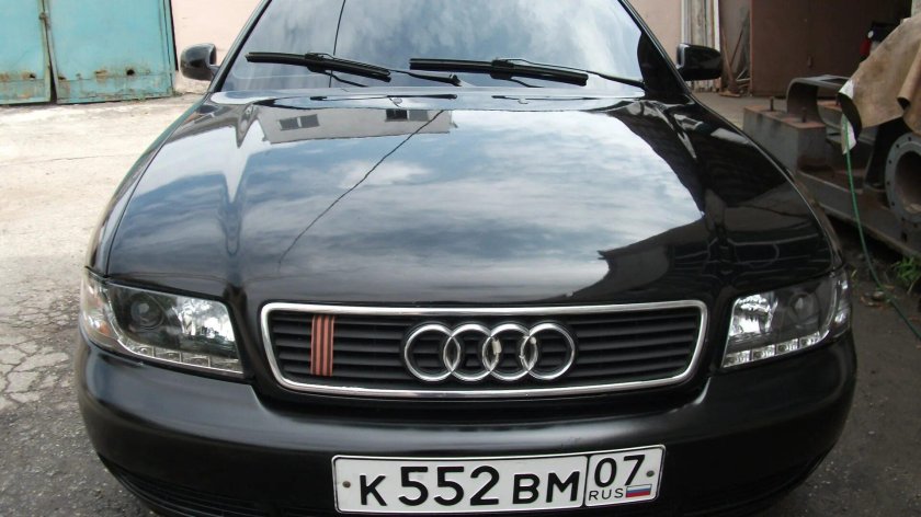 Ауди а4 б5 черные фары