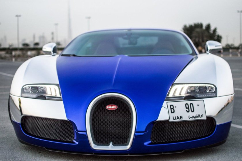 Машина бугатти вейрон