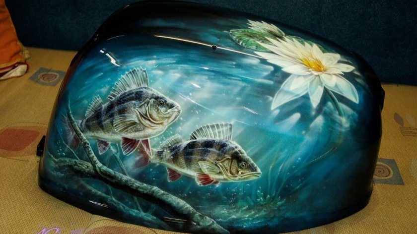 Аэрография на лодочном моторе