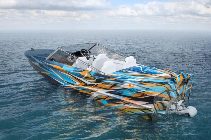 Лодка катер