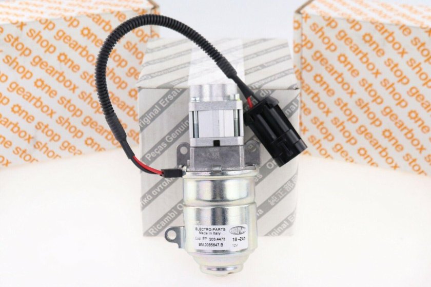 Насос Alfa Romeo 156 Selespeed