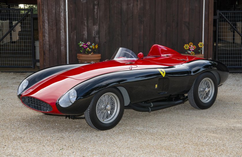 Ferrari 335 s spider scaglietti 1957