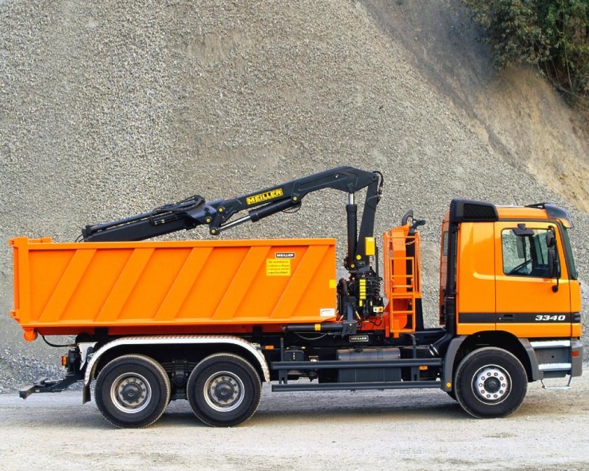 Mercedes Benz Actros 3340