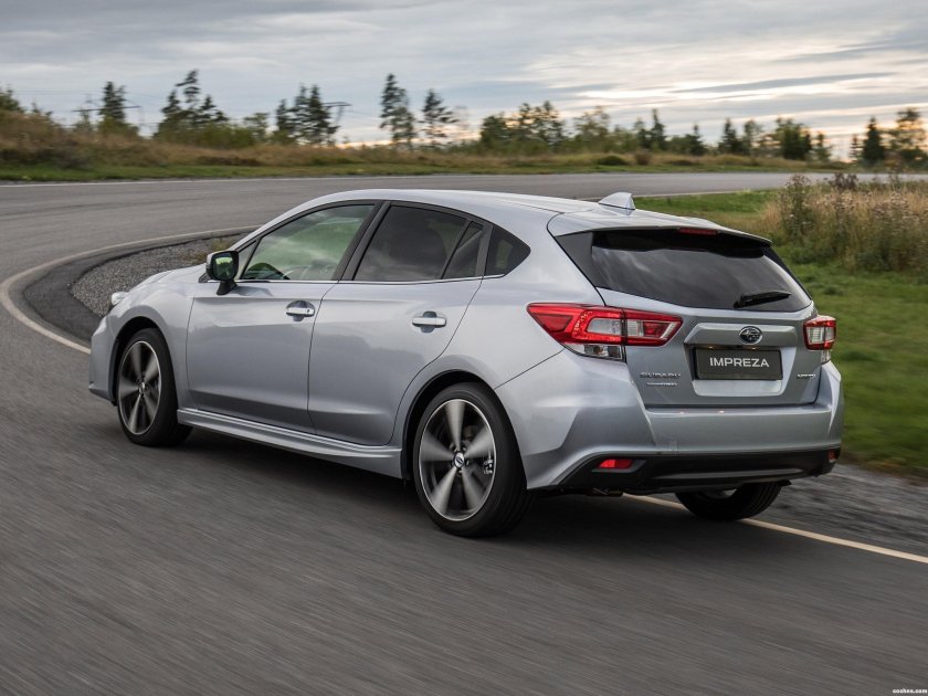 Субару Импреза 2017 хэтчбек