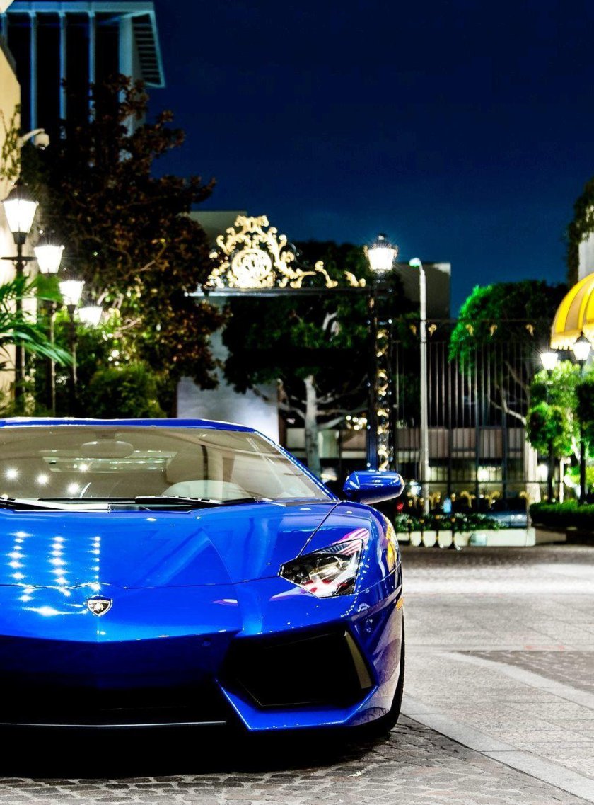 Lamborghini aventador lp700-4 blue