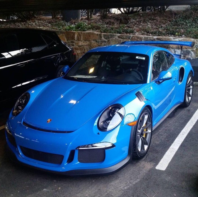 Красивые цвета машин