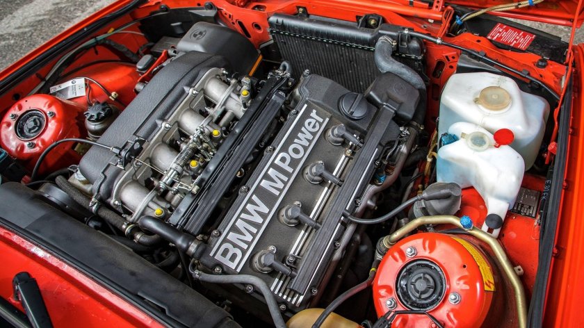 Мотор на BMW e30