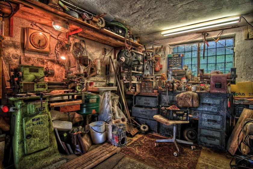 Мастерская в гараже
