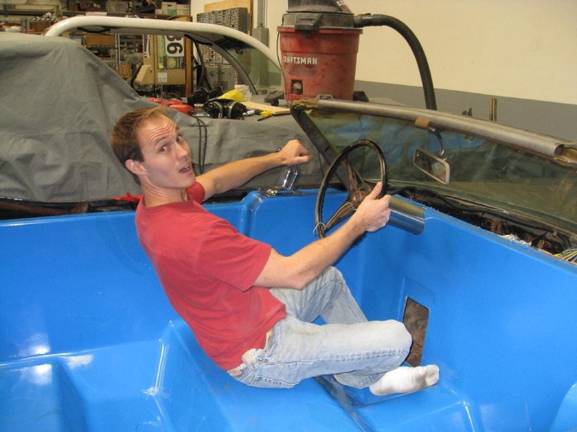 Бассейн из автомобиля