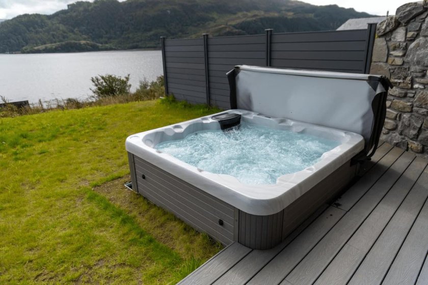 Уличная джакузи