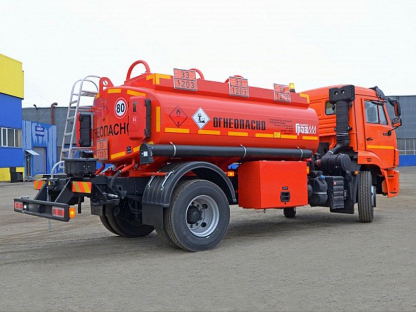 Автотопливозаправщик КАМАЗ 43253