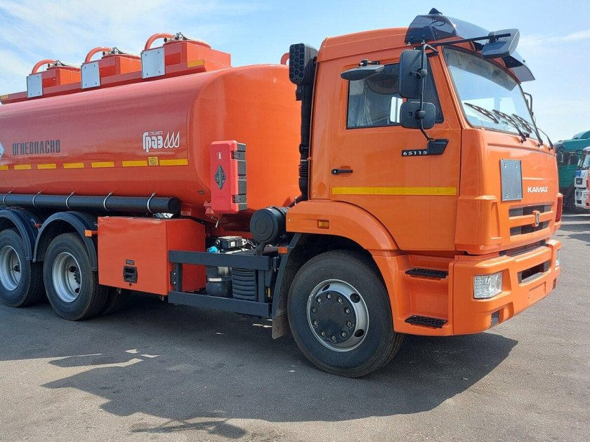 Автотопливозаправщик КАМАЗ 65115