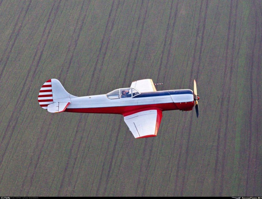 Самолет як-18 ПМ