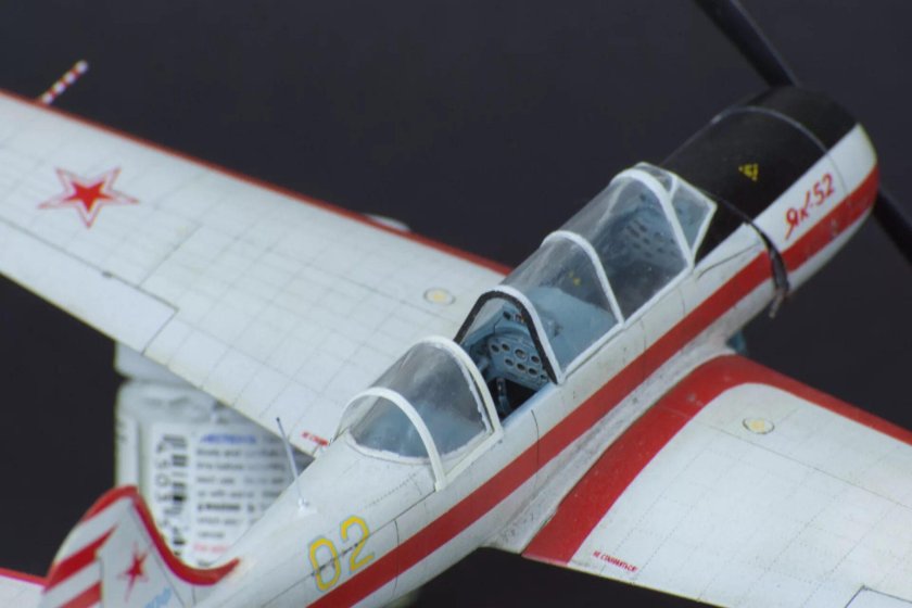 Як-52 1/48