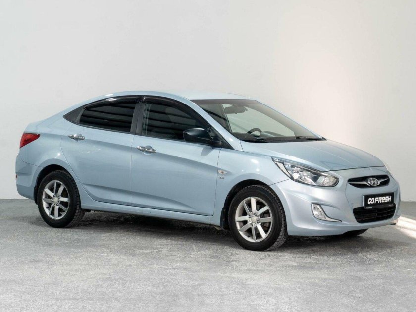 Hyundai solaris 2012