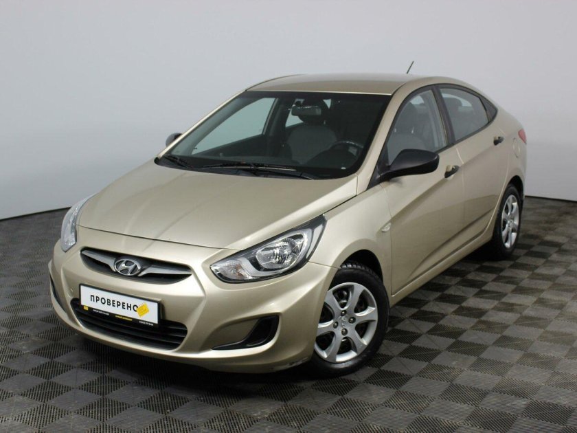 Хендай Солярис 2012