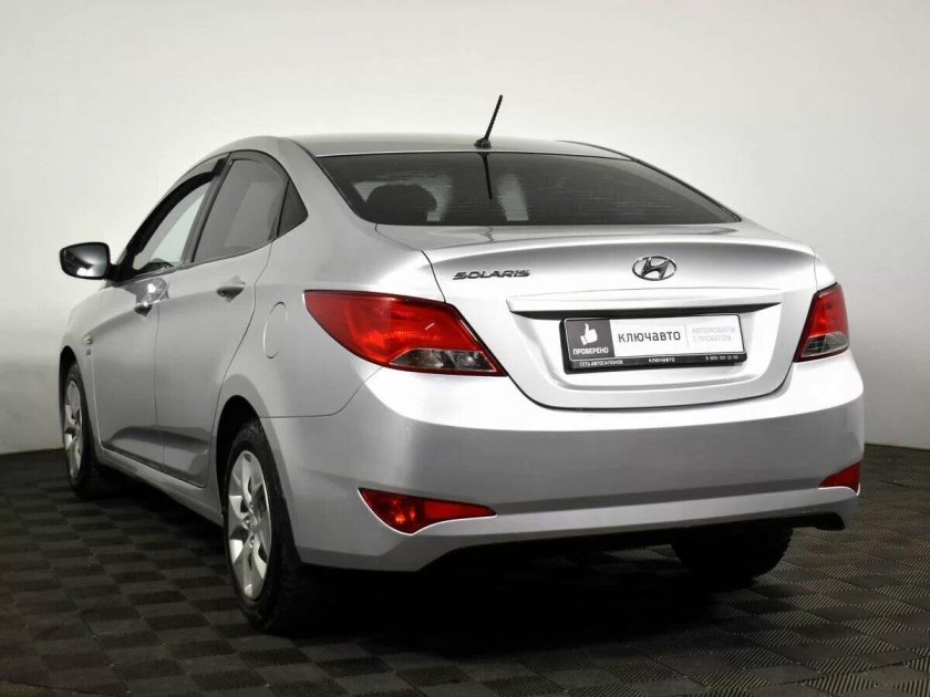 Hyundai solaris 2016