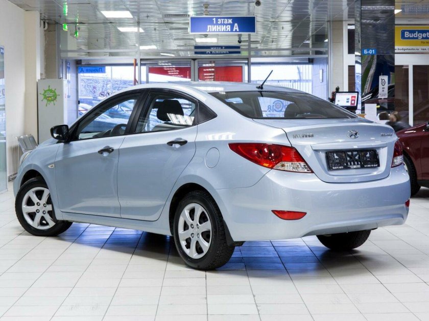 Хендай Солярис 1 поколения