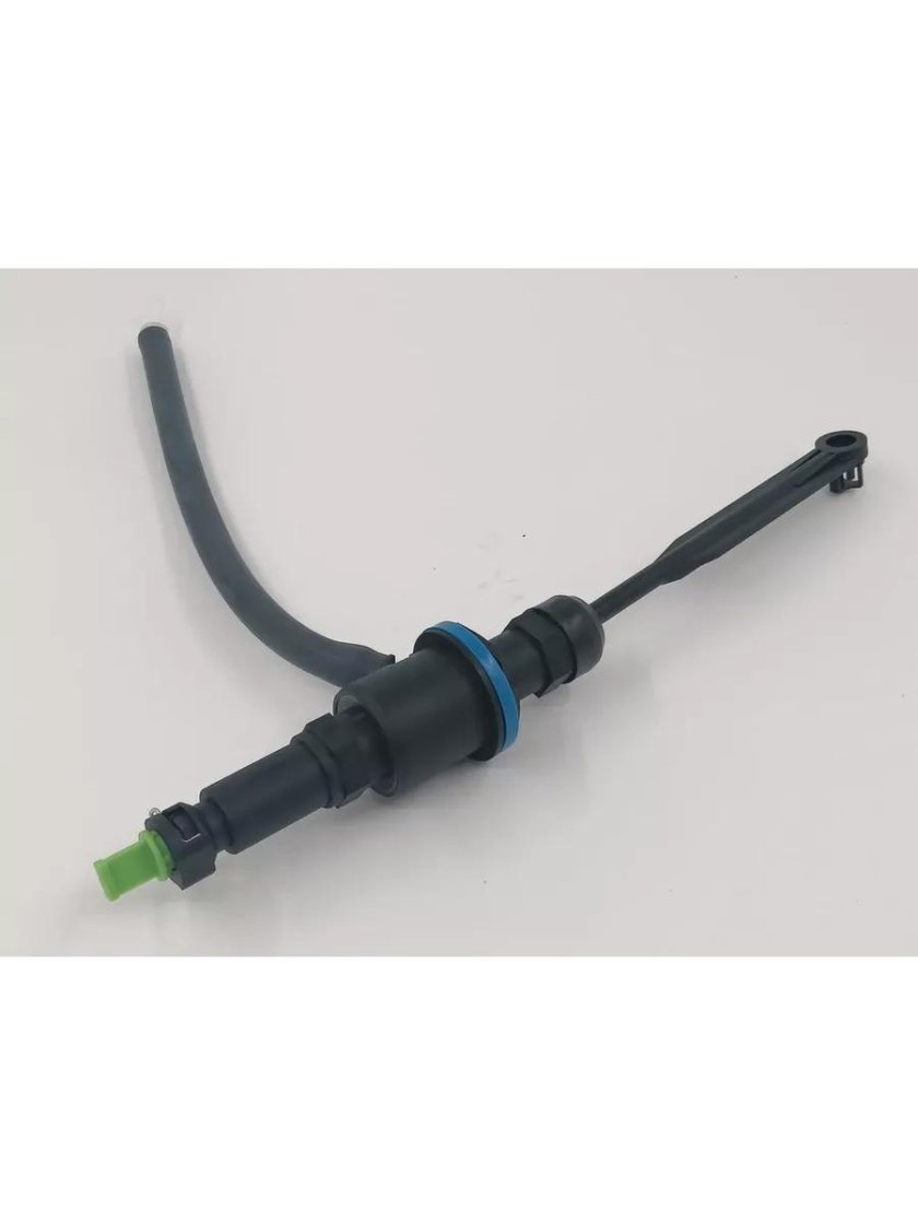 8450007300 Цилиндр сцепления главный Vesta