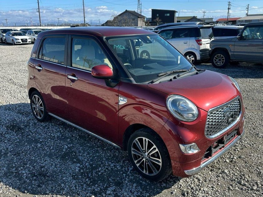 Дайхатсу каст коричневый