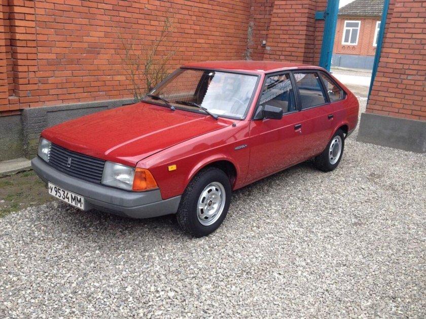 Москвич-2141 легковой