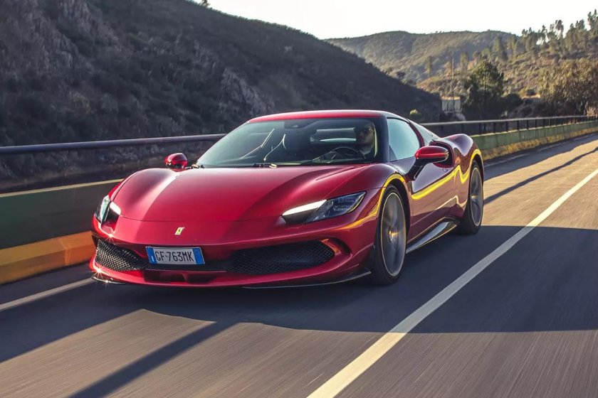 Феррари 296 GTB