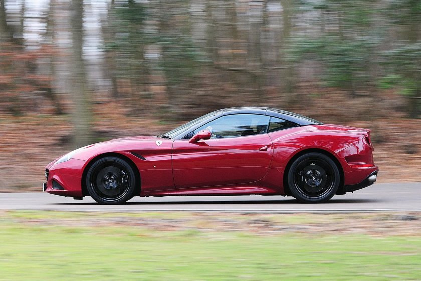 Феррари калифорния 2014