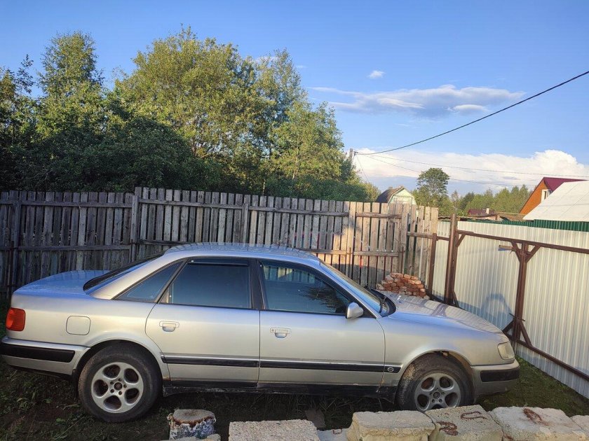 Audi 100 2.3 MT, 1991