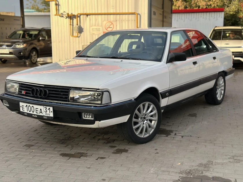 Ауди 100 1983