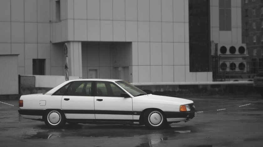 Audi 100 c3 стенс