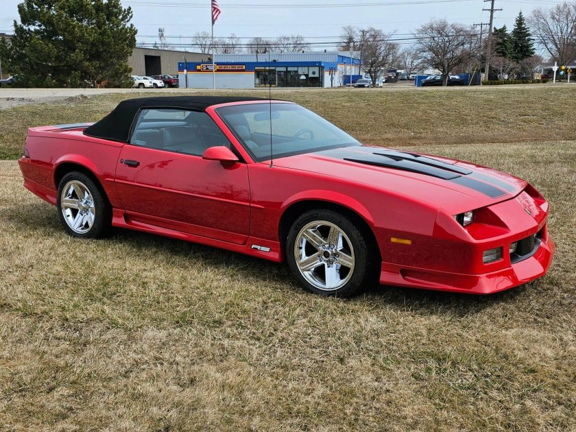 Chevrolet camaro iroc-z 1990