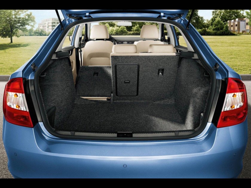 Шкода Рапид 2015 багажник