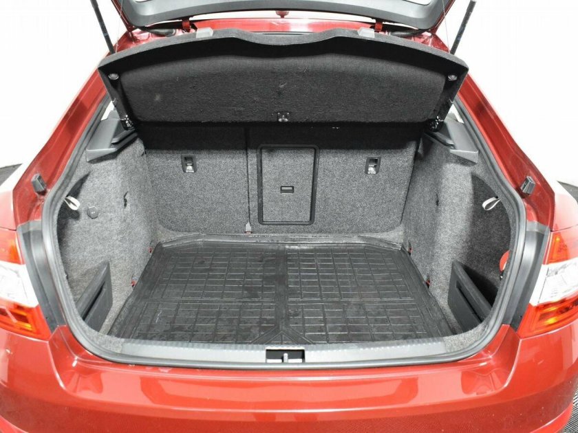 Объем багажника октавия а7 лифтбек