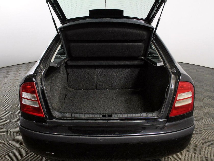 Skoda Octavia, 2008 лифтбек багажник