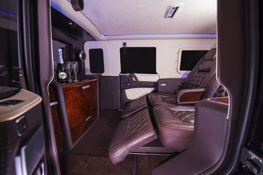 Мерседес Гелендваген лимузин