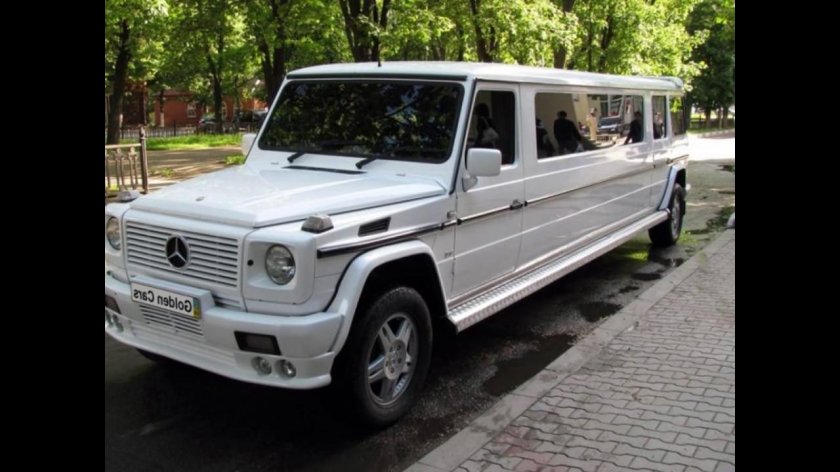 Мерседес Гелик лимузин