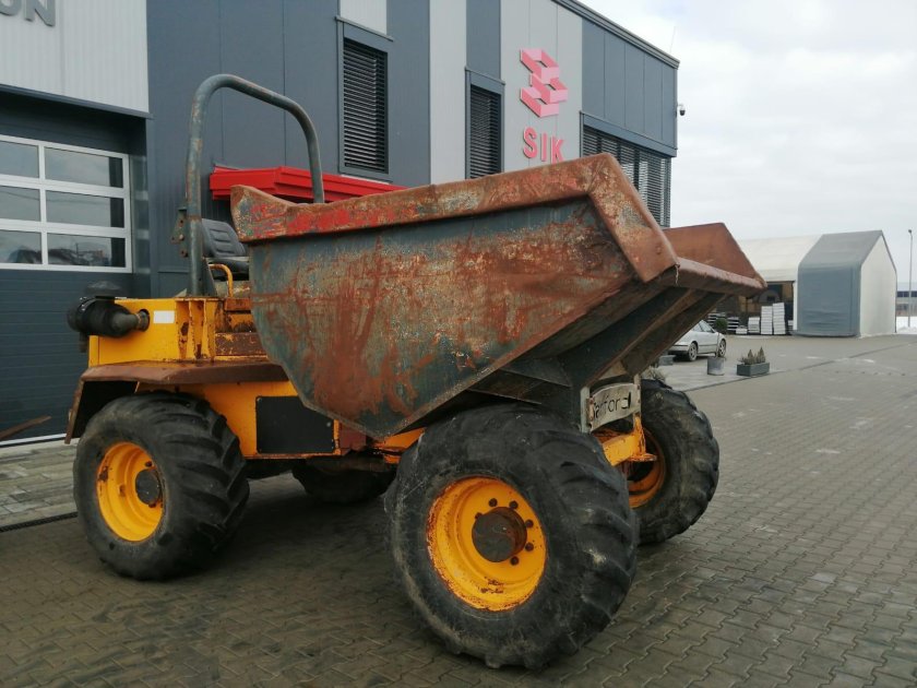 Маленький самосвал