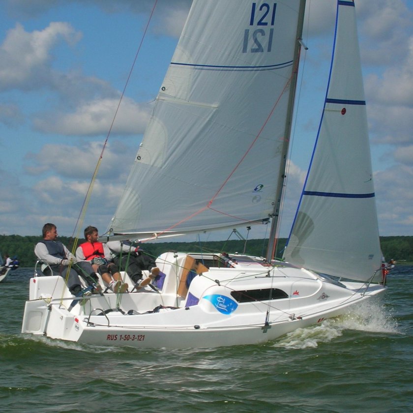 Яхта Рикошет микро 550