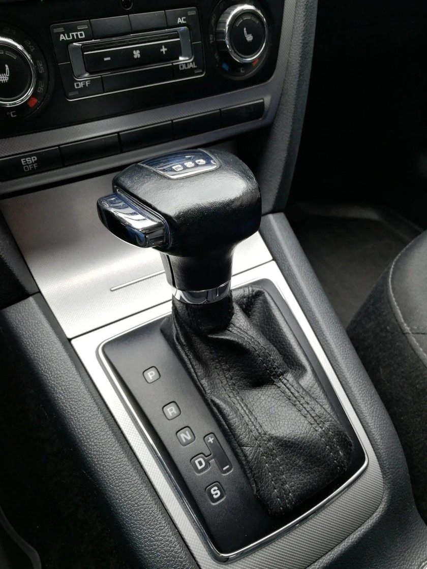 Škoda Octavia a7 DSG селектор
