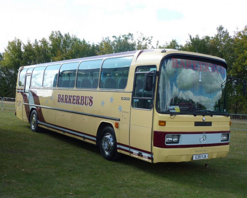 Автобус Mercedes-Benz o303
