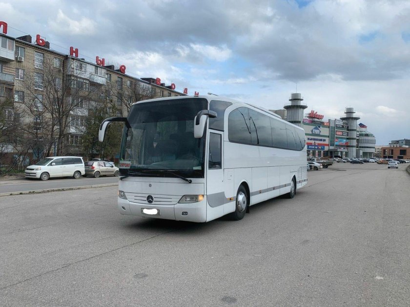 Автобус mercedes benz travego