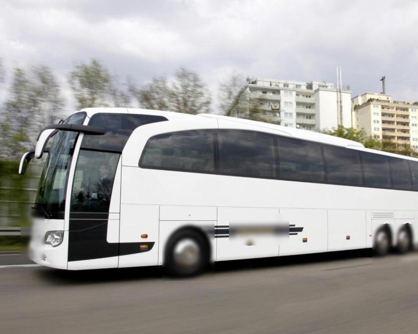 Мерседес Бенц Травего