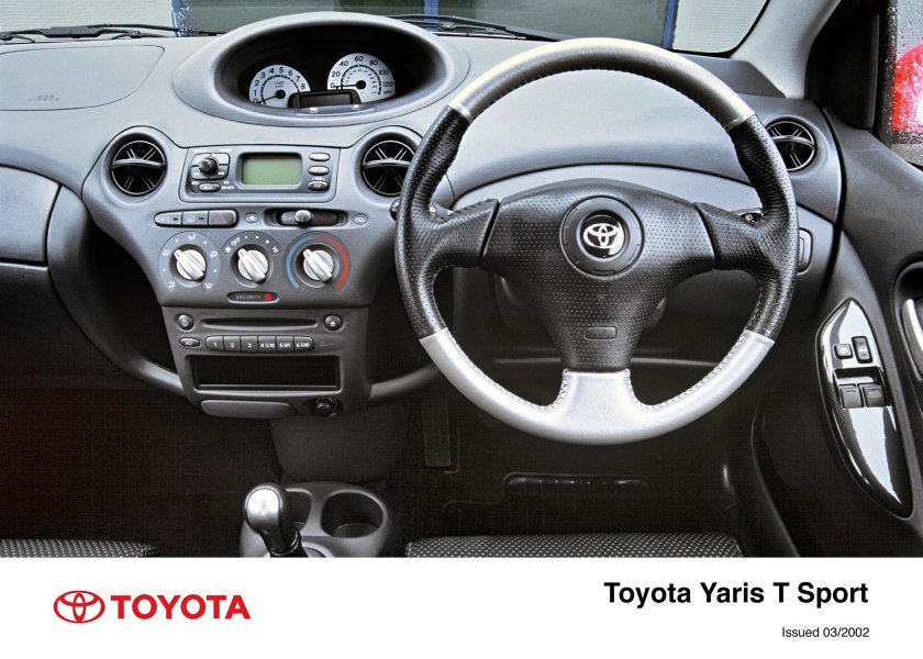 Тойота Витц 2001 салон