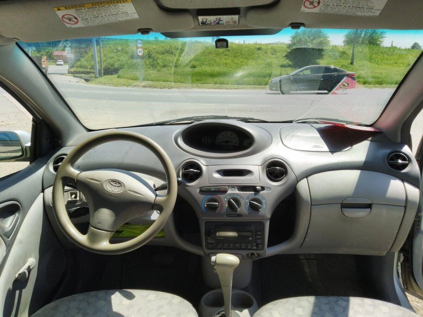 Toyota Echo 2002